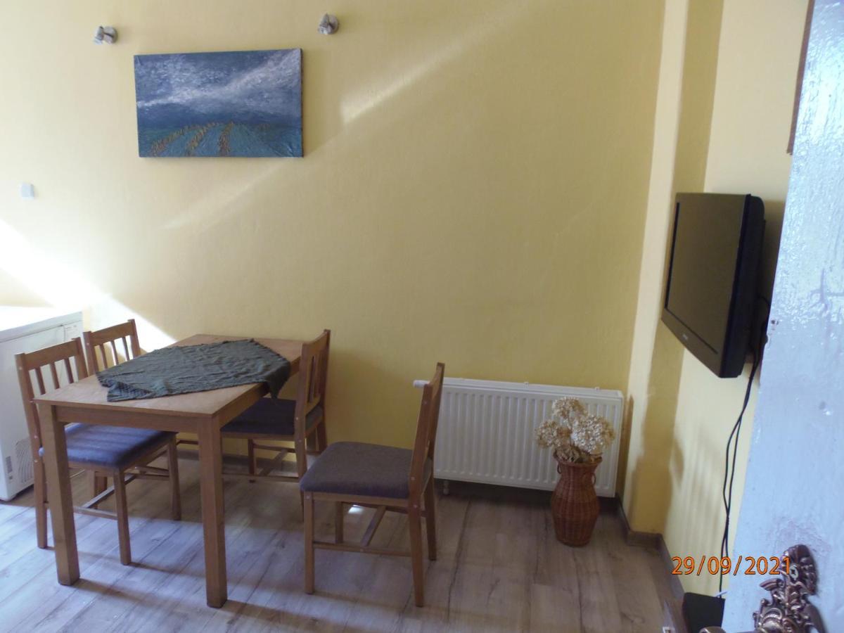 Apartament Kasztanowy Apartamento Gliwice Exterior foto