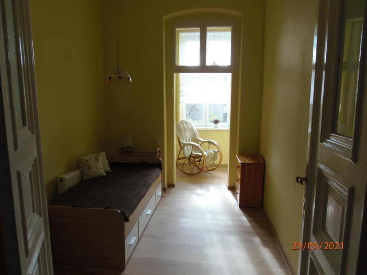 Apartament Kasztanowy Apartamento Gliwice Exterior foto